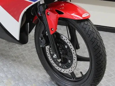 HONDA CBR 125 R – foto 2