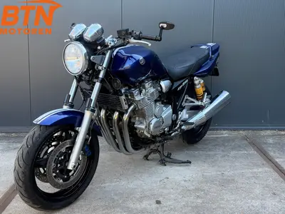 YAMAHA XJR 1300 – foto 3