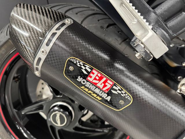 triumph - speed-triple-1050