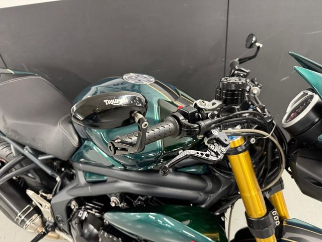 triumph - speed-triple-1050