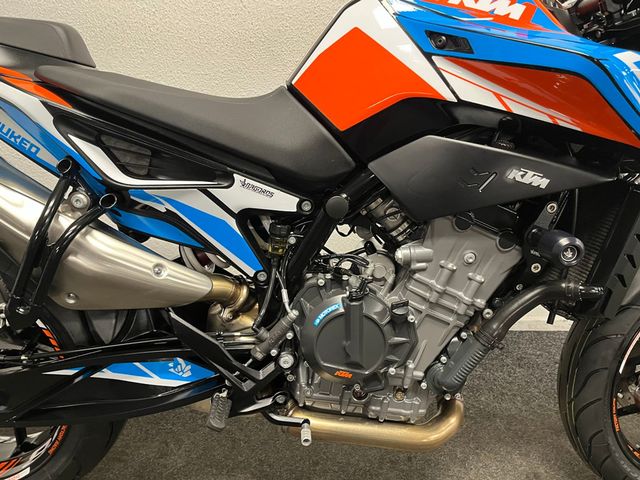 ktm - 890-duke
