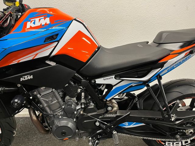 ktm - 890-duke
