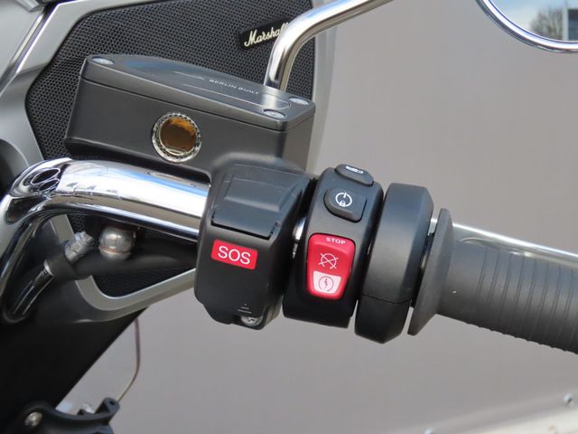 bmw - r-18-transcontinental