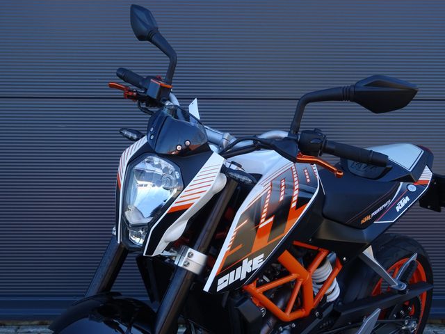 ktm - 390-duke