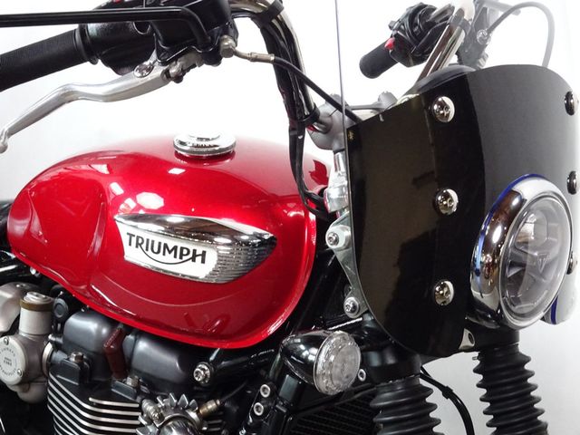 triumph - bonneville-speedmaster