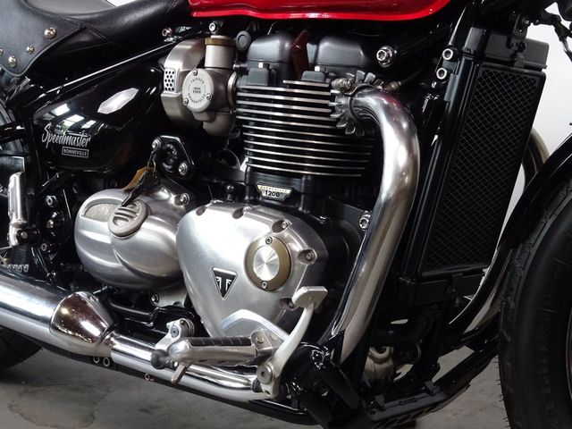triumph - bonneville-speedmaster