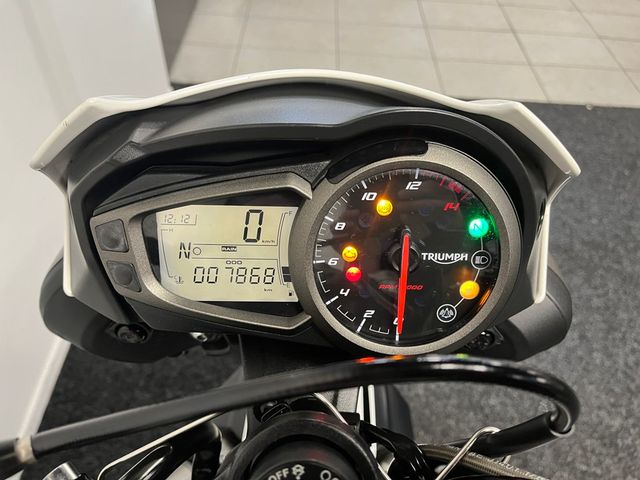 triumph - street-triple-s