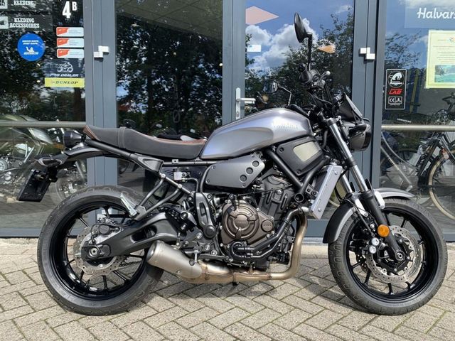 yamaha - xsr-700-abs