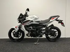 Kawasaki Z 400 2022 occasion – foto 14 van 24