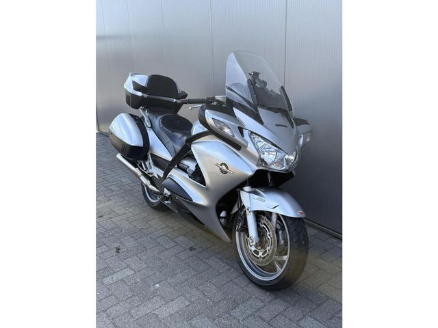 honda - st-1300-pan-european-abs