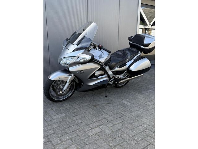 honda - st-1300-pan-european-abs