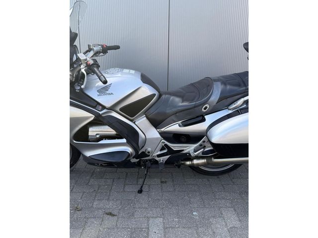 honda - st-1300-pan-european-abs