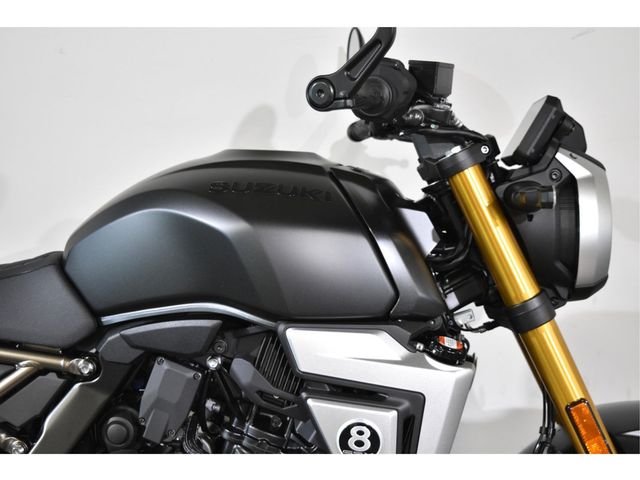 suzuki - gsx-8t