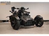 CAN-AM RYKER 900
