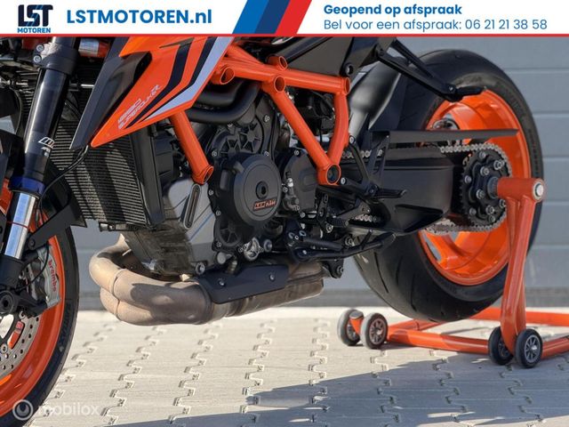 ktm - 1290-super-duke-r-evo