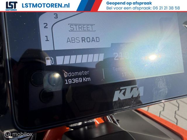 ktm - 1290-super-duke-r-evo