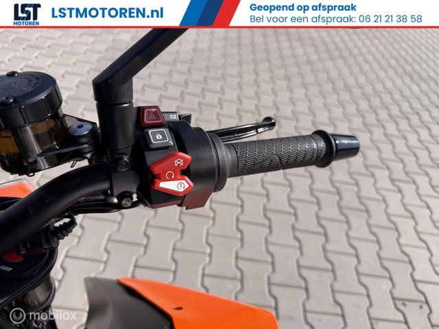 ktm - 1290-super-duke-r-evo