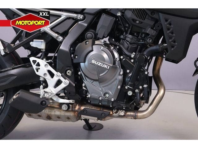 suzuki - gsx-8s