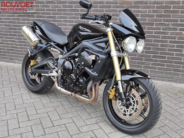 triumph - street-triple-675
