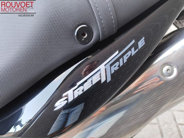 triumph - street-triple-675