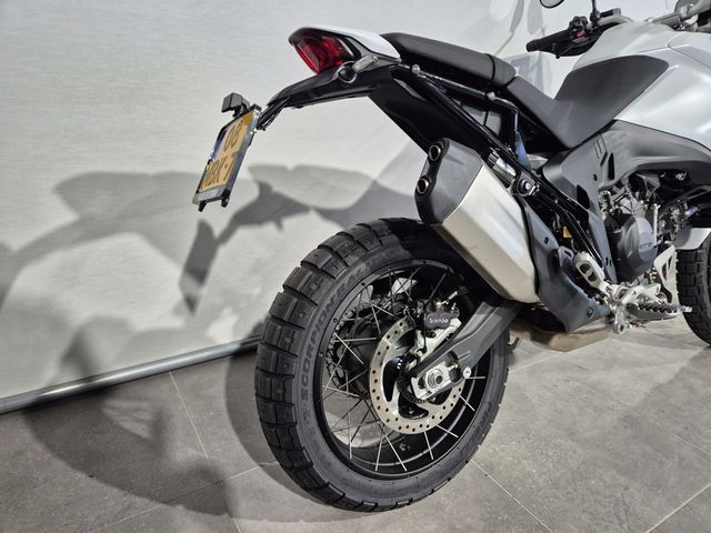 ducati - desertx