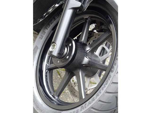 suzuki - c-1500-bt-intruder