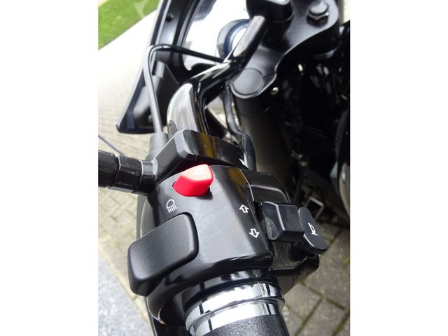 suzuki - c-1500-bt-intruder