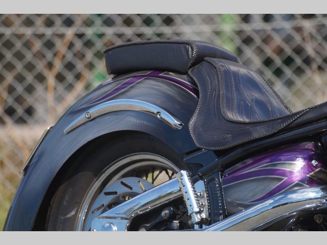 yamaha - xvs-1100-a-dragstar-classic