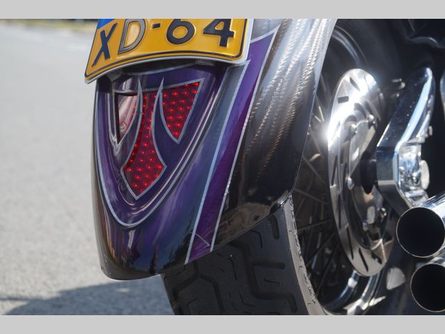 yamaha - xvs-1100-a-dragstar-classic