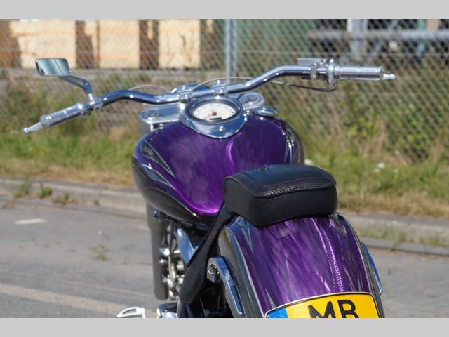 yamaha - xvs-1100-a-dragstar-classic