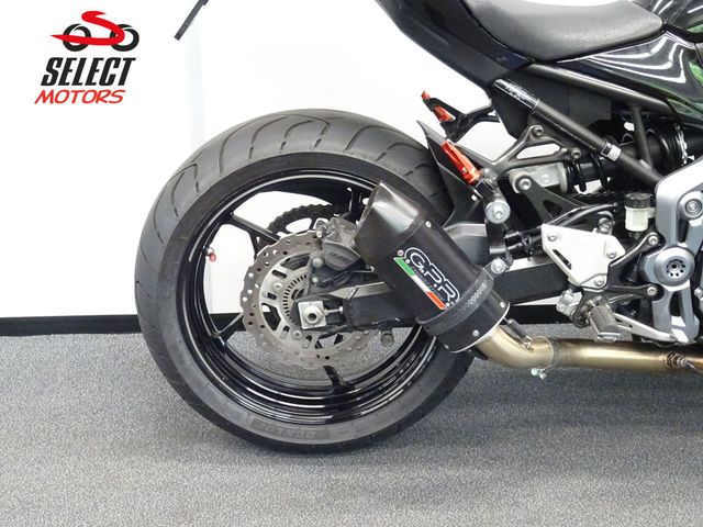 kawasaki - z900