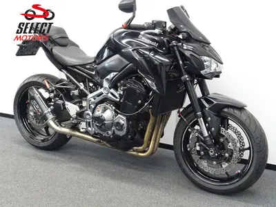 KAWASAKI Z900 – foto 4