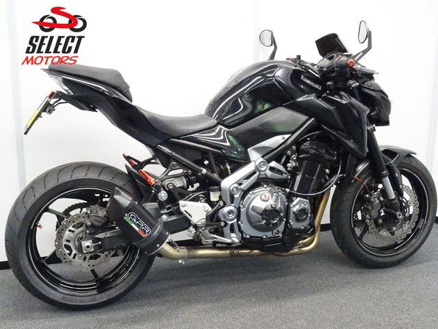 kawasaki - z900