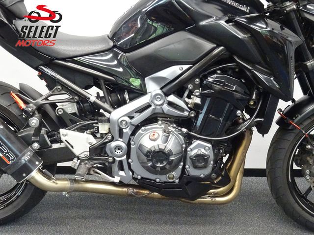 kawasaki - z900