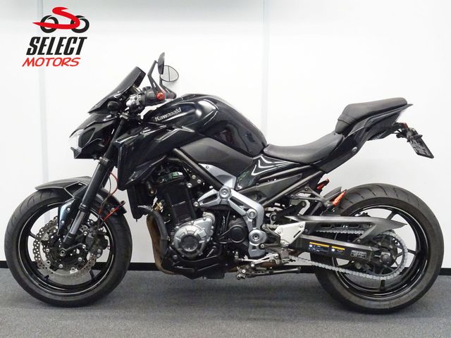 kawasaki - z900