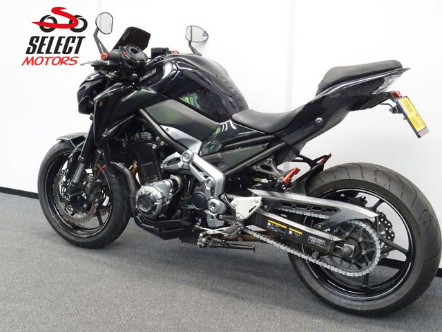kawasaki - z900