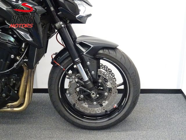 kawasaki - z900