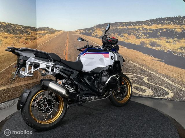 bmw - r-1300-gs-adventure