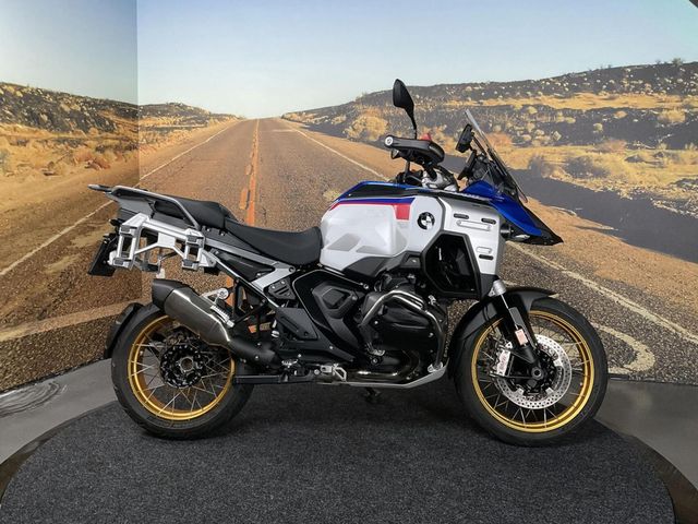 bmw - r-1300-gs-adventure