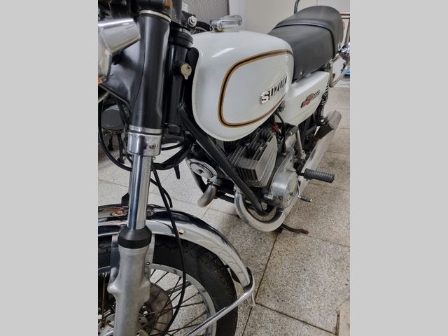 suzuki - gt-250