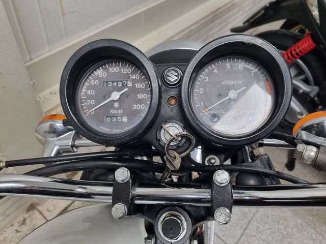 suzuki - gt-250