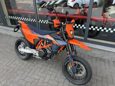 KTM 690 SMC R – foto 2