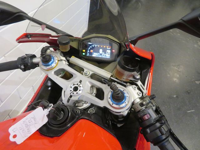 ducati - 1199-panigale-s