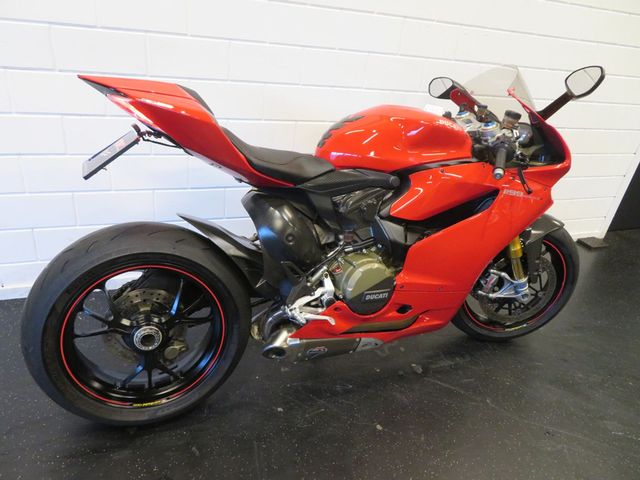 ducati - 1199-panigale-s