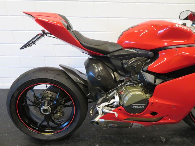 ducati - 1199-panigale-s