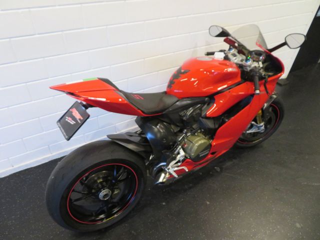 ducati - 1199-panigale-s