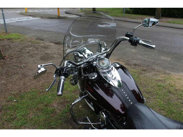 harley-davidson - heritage-softail-classic-flstc