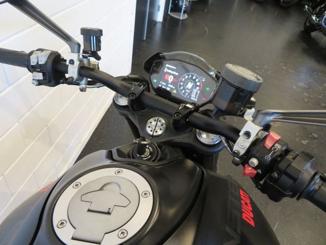 ducati - monster
