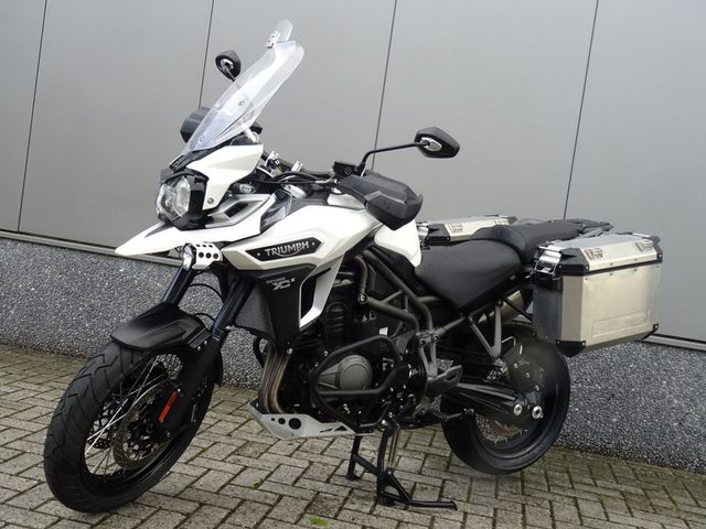 triumph - tiger-1200-xcx