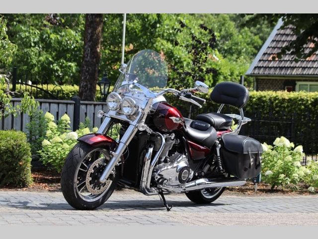 triumph - thunderbird-commander